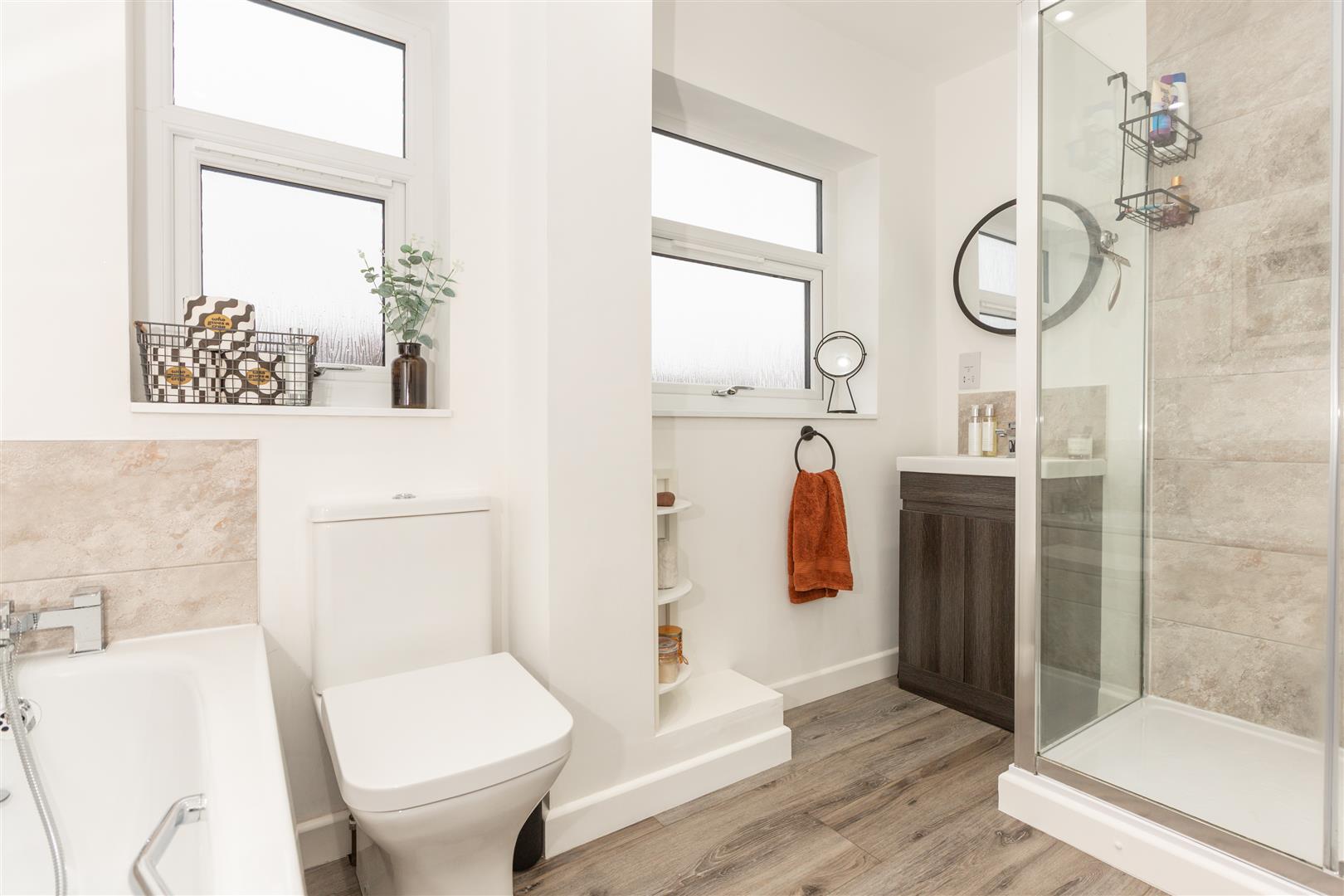 Weig Fach Lane, Fforestfach, Swansea, SA5 5AD